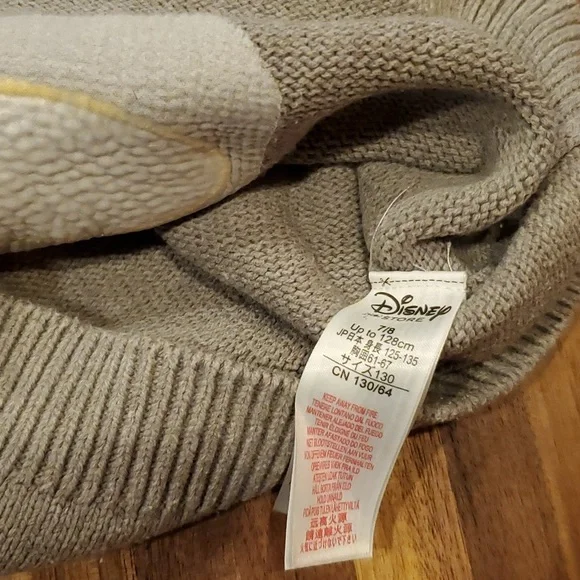 Disney store adorable Mickey Mouse crew sweater excellent 7/8 - Picture 8 of 8